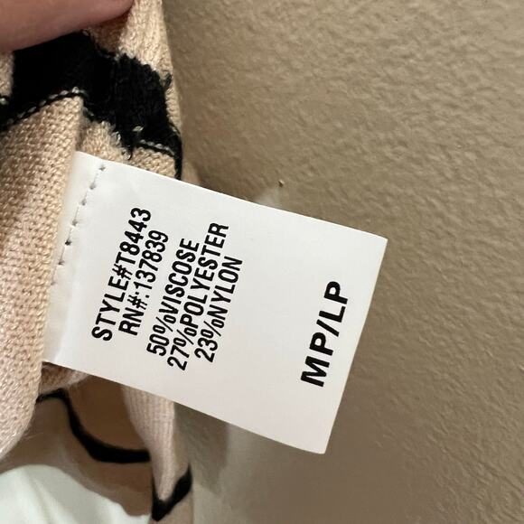 Common Threads Sweater M/L Petite Striped Oversized Dolman V-Neck Knit Beige New - Picture 8 of 9